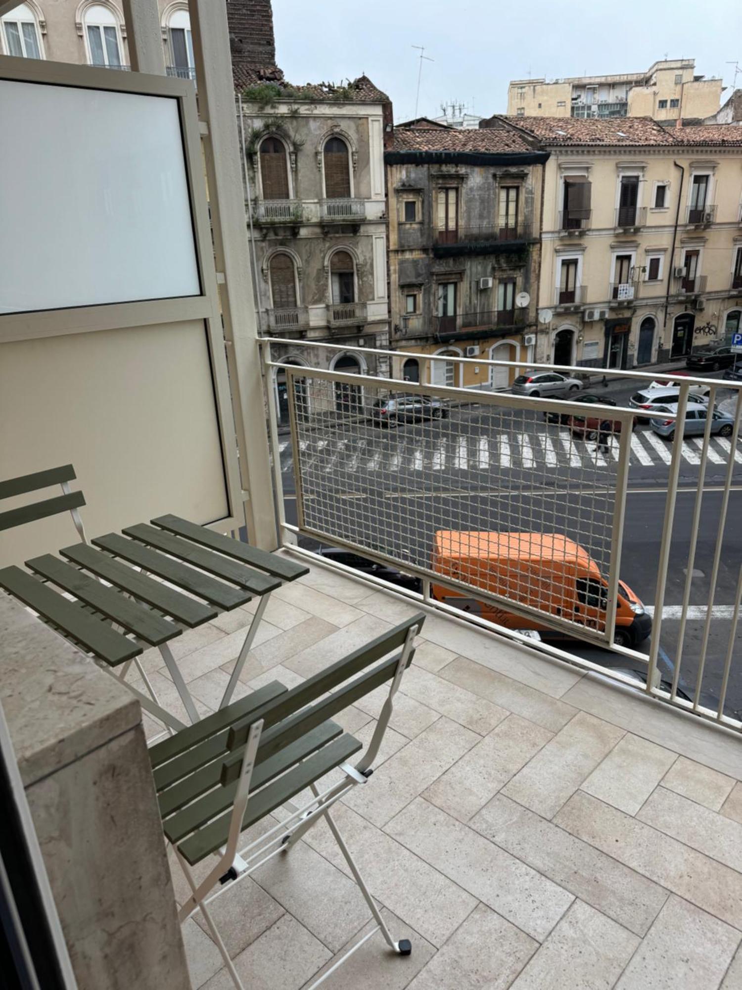 Hotel Dimora Dei Vespri 1 Catania Esterno foto